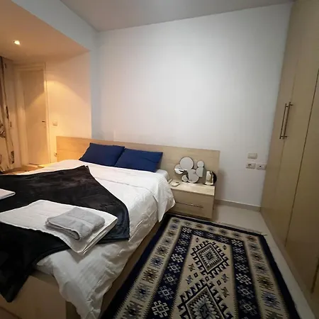Cozy At Апартаменты *