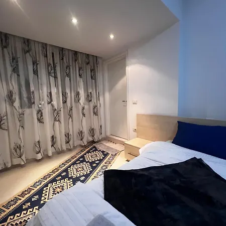 Cozy At Апартаменты *